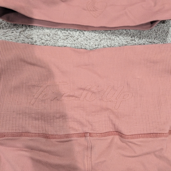 Avocado Pink Leggings and Top Set - Picture 12 of 14